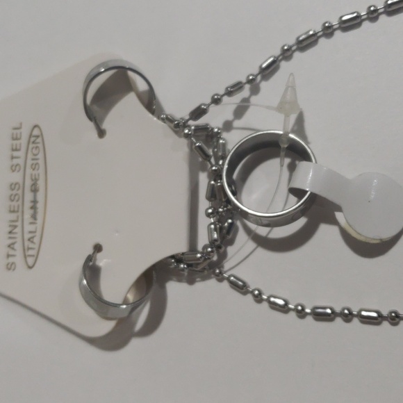 Stainless Steel Yin-Yang Jewelry Set – Pendant Necklace, Hoop Earrings & Ring - Picture 6 of 8